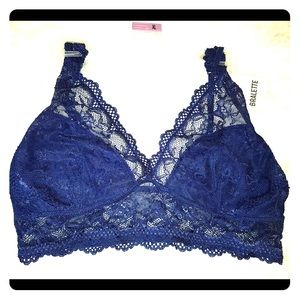 XL Sexy Blue Lace Bralette. New w/Tags.